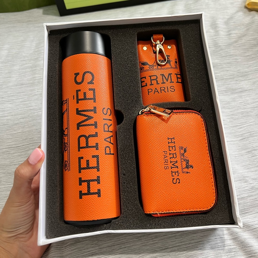 Digital Water bottle, card wallet and key holder.